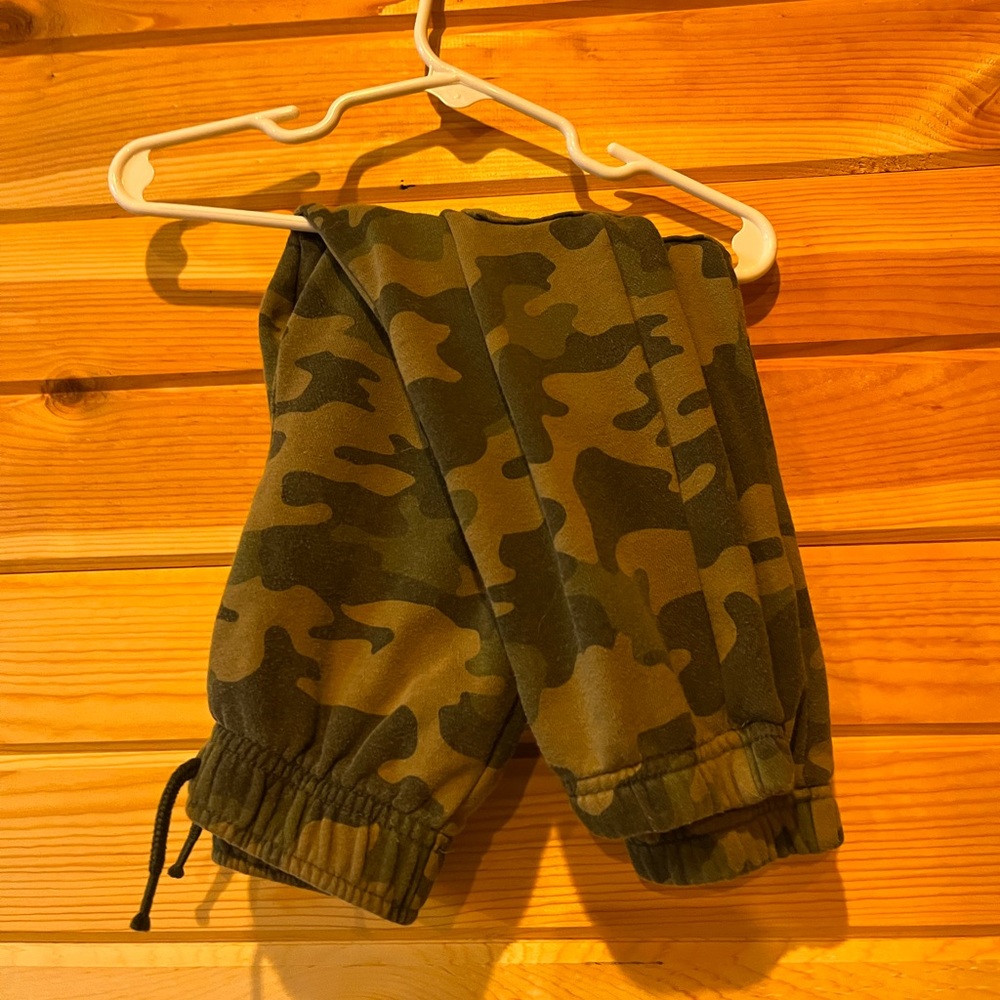 Sweat pants
